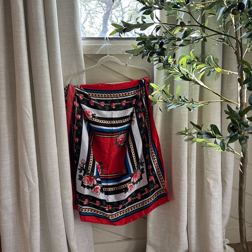 Chic Floral Scarf with Red and Black Accents